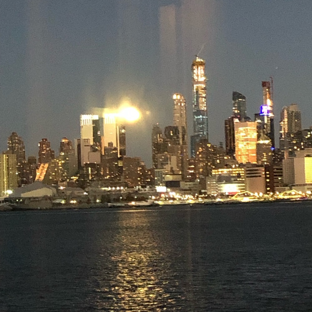 Meet your Posher, Cynthia